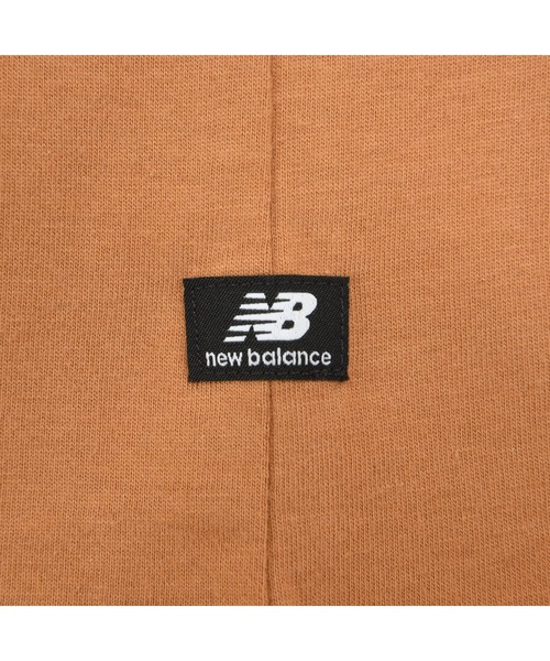 NEW BALANCE(ニューバランス)の「550 チェストグラフィック ショートスリーブTシャツ(Tシャツ/カットソー・メンズ・ブラウン系その他/ブルー系その他・SMALL/MEDIUM/LARGE/X-LARGE)」の9枚目の写真