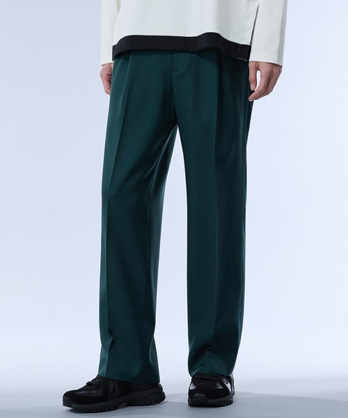 UNITED TOKYO（ユナイテッドトウキョウ）の「【EC限定】サイドゴムワイドストレートスラックス（スラックス・メンズ・ダークグリーン/グレイッシュブルー/ライトグレー/ブラック/ライトベージュ/チャコールグレー・3/2/1）」の14枚目の写真