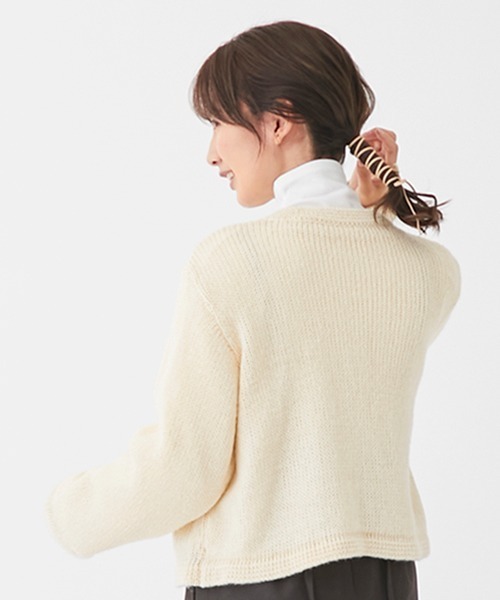 petit main LIEN(プティマインリアン)の「【LIEN】ボトルネックインナー(Tシャツ/カットソー・レディース・ブラック/ブルー/オフホワイト/チャコール・FREE)」の11枚目の写真