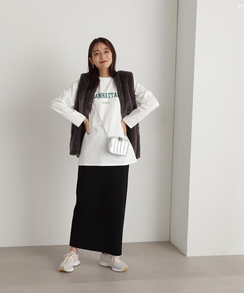 N.（N. Natural Beauty Basic）（エヌエヌナチュラルビューティーベーシック）の「◆カレッジロゴロンＴ（Tシャツ/カットソー・レディース・ホワイト/ホワイト系その他/スミクロ・MEDIUM）」の21枚目の写真