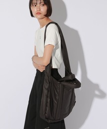 Anui | 【UNISEX】クッションショルダートート(トートバッグ)