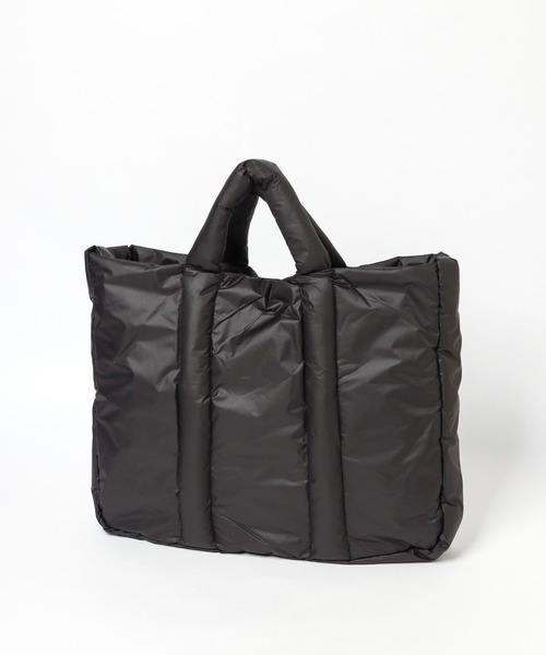 Anui（アニュイ）の「【UNISEX】クッションショルダートート（トートバッグ・レディース・ブラック/オフホワイト・FREE）」の9枚目の写真