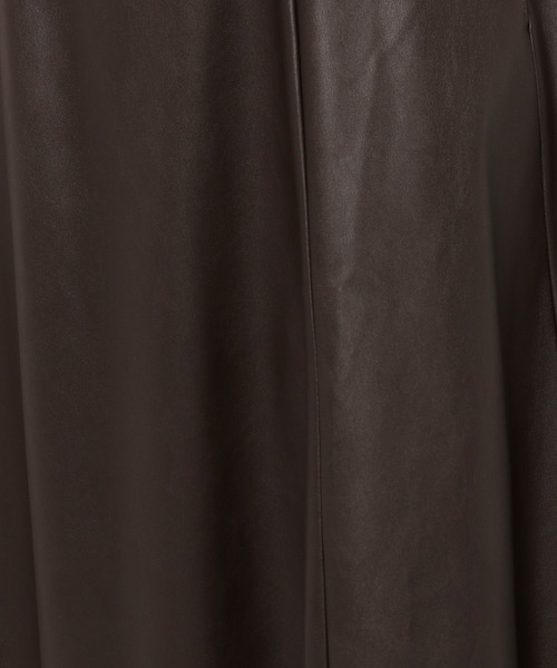 GLOBAL WORK（グローバルワーク）の「エコレザーフレアスカート/ 979216（スカート・レディース・ブラウン/ブラック・LARGE/MEDIUM）」の11枚目の写真