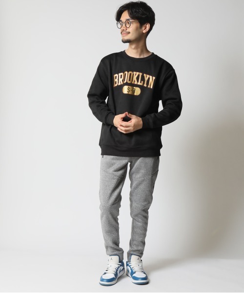 ARCADE(アーケード)の「裏起毛 アメカジ カレッジロゴ スウェット トレーナー(スウェット・メンズ・ブラック系1/ホワイト系2/ネイビー系2/グレー系1/ワイン系2/オレンジ系1/グレー系5/カーキ系3/カーキ系5/ホワイト系3/ブラック系4/グレー系4/オレンジ系3/ライトグレー系5/ブルー系4・L/M/LL)」の20枚目の写真