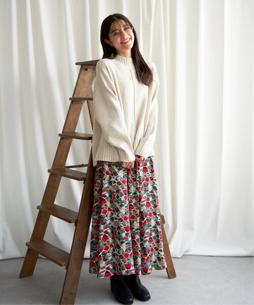 LBC(エルビーシー)の「水彩プリントマーメイドスカート(スカート・レディース・レッド/ブルー・M)」の18枚目の写真