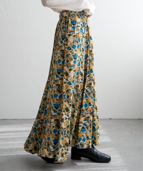 LBC(エルビーシー)の「水彩プリントマーメイドスカート(スカート・レディース・レッド/ブルー・M)」の19枚目の写真