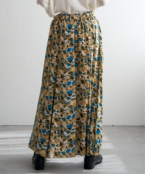 LBC(エルビーシー)の「水彩プリントマーメイドスカート(スカート・レディース・レッド/ブルー・M)」の17枚目の写真