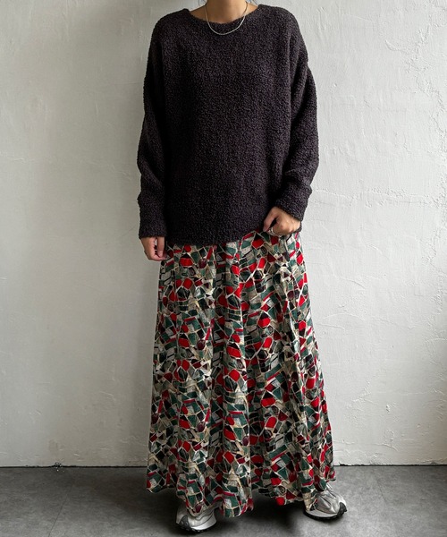 LBC(エルビーシー)の「水彩プリントマーメイドスカート(スカート・レディース・レッド/ブルー・M)」の2枚目の写真