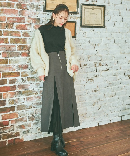 mysty woman（ミスティウーマン）の「プリーツクシュクシュプルオーバー　994447（Tシャツ/カットソー・レディース・グレイッシュブルー/アイボリー/ブラック・FREE）」の4枚目の写真