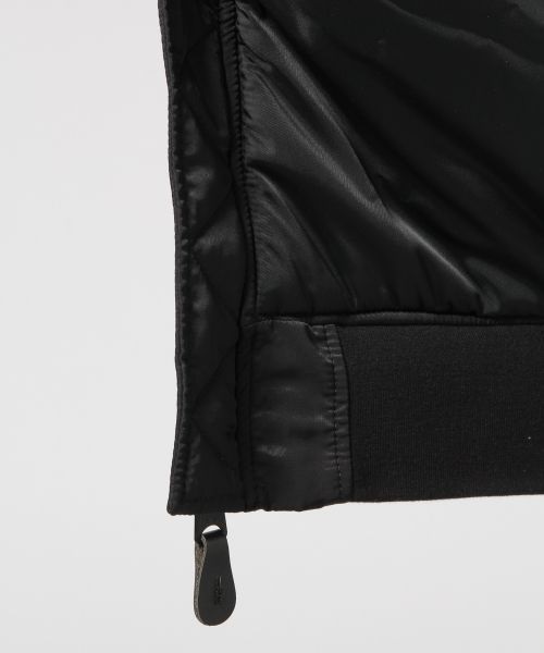 RAGEBLUE(レイジブルー)の「<ALPHA/アルファ>別注ノーカラーMA-1/565600(ブルゾン・メンズ・オリーブ/ホワイト/ブラック・LARGE/MEDIUM)」の8枚目の写真