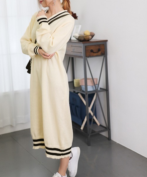 Miniministore(ミニミニストア)の「ニットワンピース ロング レディース秋冬(ワンピース・レディース・ブラック/ライトベージュ・フリー)」の4枚目の写真
