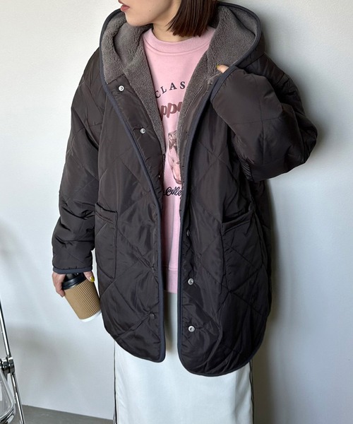 CRB（シーアールビー）の「ボア切替リバーシブルフードジャケット