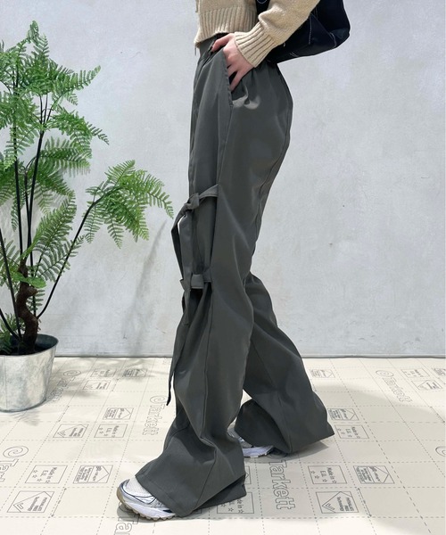 sedacle girl（セダクルガール）の「フロントリボンフレアパンツ