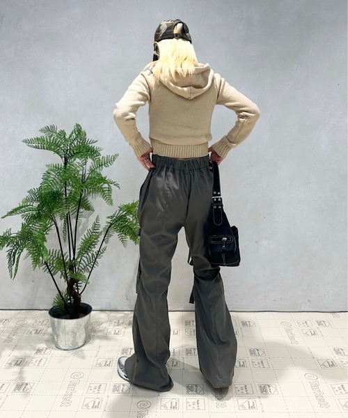 sedacle girl（セダクルガール）の「フロントリボンフレアパンツ