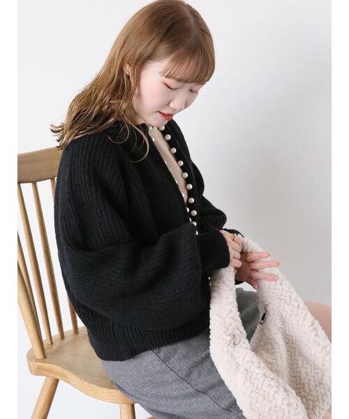 ehka sopo（エヘカソポ）の「パール付カーディガン（カーディガン/ボレロ・レディース・ピンク/ブラック/オフホワイト/ブルー・F）」の7枚目の写真