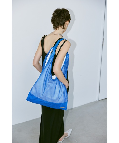 un/neu（アンノイ）の「マルチWAYメッシュレイヤードバッグ / 軽量 / A4収納可能 / ショルダーバッグ（トートバッグ・レディース・グレー/ブラック/ブルー・FREE）」の15枚目の写真