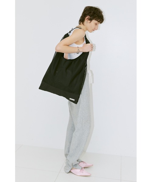 un/neu（アンノイ）の「マルチWAYメッシュレイヤードバッグ / 軽量 / A4収納可能 / ショルダーバッグ（トートバッグ・レディース・グレー/ブラック/ブルー・FREE）」の11枚目の写真