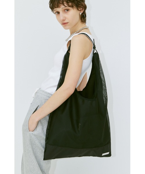 un/neu（アンノイ）の「マルチWAYメッシュレイヤードバッグ / 軽量 / A4収納可能 / ショルダーバッグ（トートバッグ・レディース・グレー/ブラック/ブルー・FREE）」の7枚目の写真