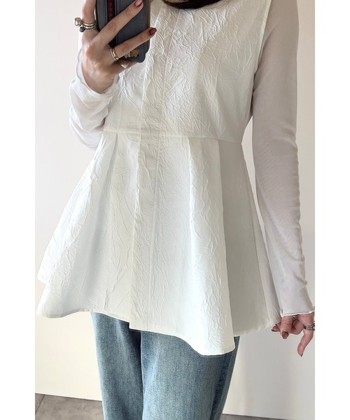 &. NOSTALGIA（アンドドットノスタルジア）の「【ZOZO限定】@konacchan30コラボ ふくれジャガードペプラムジレ（ベスト・レディース・ホワイト/ブラック・M）」の13枚目の写真