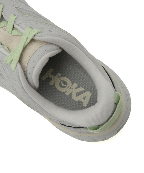 HOKA(ホカ)の「【HOKA】Clifton L Suede(スニーカー・レディース・ブラック/ベージュ・24.5cm/25/23/23.5cm/24/25.5cm)」の6枚目の写真