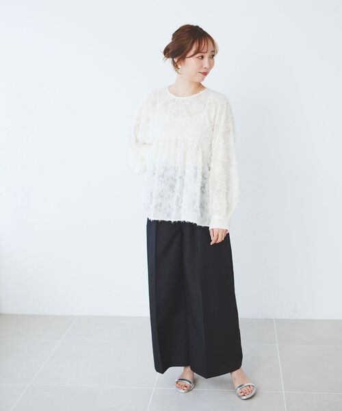 le.coeur blanc(ルクールブラン)の「シアーフリンジペプラムブラウス(シャツ/ブラウス・レディース・オフホワイト/ブラック・38)」の9枚目の写真