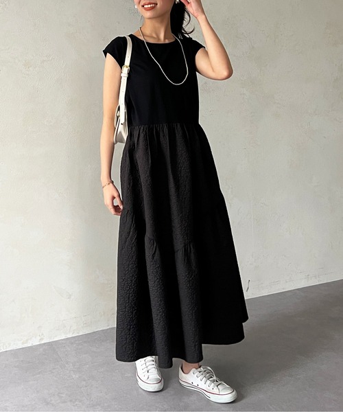 Chez toi(シェトワ)の「カット×ジャガード裾ギャザーワンピース(ワンピース・レディース・ブラック/ベージュ/オレンジ・FREE)」の7枚目の写真