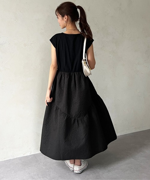 Chez toi(シェトワ)の「カット×ジャガード裾ギャザーワンピース(ワンピース・レディース・ブラック/ベージュ/オレンジ・FREE)」の8枚目の写真