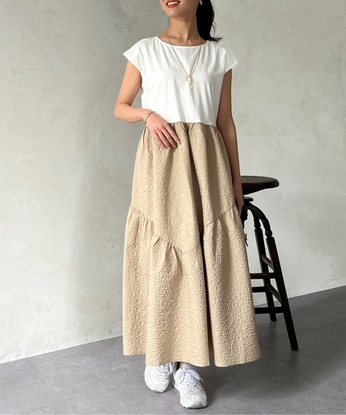 Chez toi(シェトワ)の「カット×ジャガード裾ギャザーワンピース(ワンピース・レディース・ブラック/ベージュ/オレンジ・FREE)」の18枚目の写真