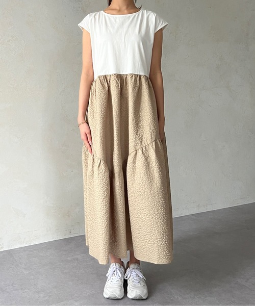 Chez toi(シェトワ)の「カット×ジャガード裾ギャザーワンピース(ワンピース・レディース・ブラック/ベージュ/オレンジ・FREE)」の21枚目の写真
