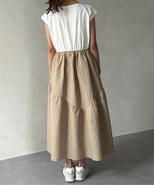 Chez toi(シェトワ)の「カット×ジャガード裾ギャザーワンピース(ワンピース・レディース・ブラック/ベージュ/オレンジ・FREE)」の22枚目の写真