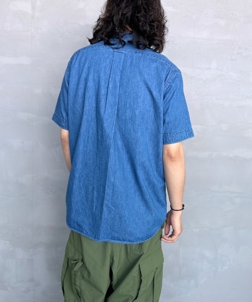 GYMPHLEX（ジムフレックス）の「[GYMPHLEX/ジムフレックス] ボタンダウン ショートスリーブシャツ(デニム)（シャツ/ブラウス・レディース・ブルー・M/L）」の17枚目の写真