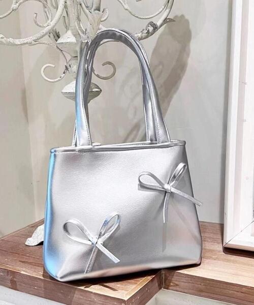 WEGO（ウィゴー）の「WEGO/リボンミニバッグ（ハンドバッグ・レディース・シルバー・FREE）」の3枚目の写真