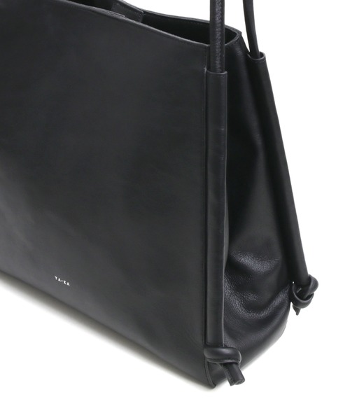 YArKA（ヤーカ）の「【YArKA/ヤーカ】real leather cord adjustment 2way tote bag [rocd3]/ リアルレザーコード調整トートバッグ（トートバッグ・レディース・ブラック・FREE）」の11枚目の写真
