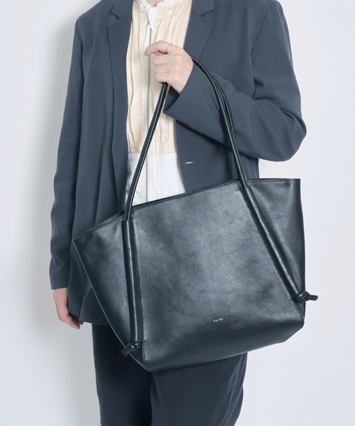 YArKA（ヤーカ）の「【YArKA/ヤーカ】real leather cord adjustment 2way tote bag [rocd3]/ リアルレザーコード調整トートバッグ（トートバッグ・レディース・ブラック・FREE）」の21枚目の写真