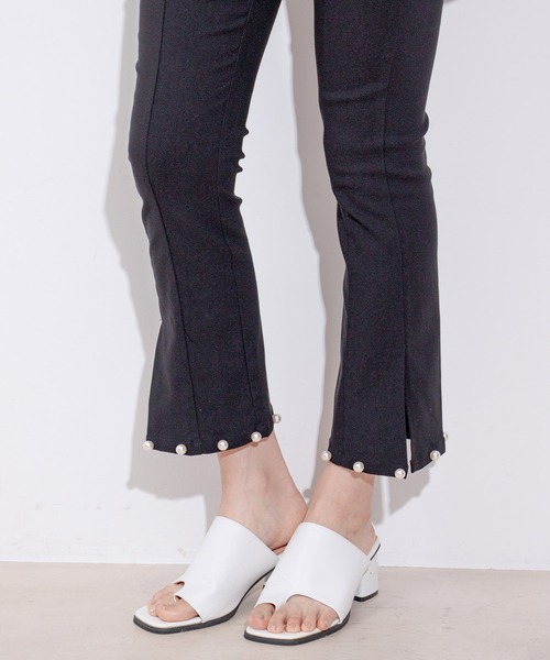 Jayro(ジャイロ)の「裾パールストレッチパンツ(その他パンツ・レディース・ブラック/サックスブルー/ブルー・M)」の21枚目の写真