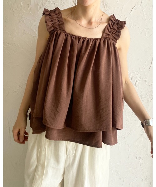 She's Closet(シーズクローゼット)の「ノースリーブショート丈肩ショルダーフリルギャザーキャミソールトップス(キャミソール・レディース・ブラック/アイボリー/ベージュ/レッド/ブラウン・FREE)」の18枚目の写真