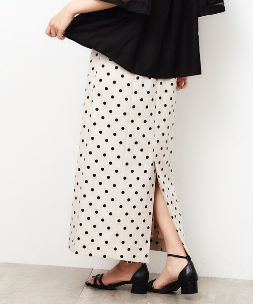 OPAQUE.CLIP（オペークドットクリップ）の「◆ドットプリント 麻混ストレッチナロースカート【洗濯機洗い可】（スカート・レディース・ベージュ系その他3/ブラック系・40/38/36）」の12枚目の写真
