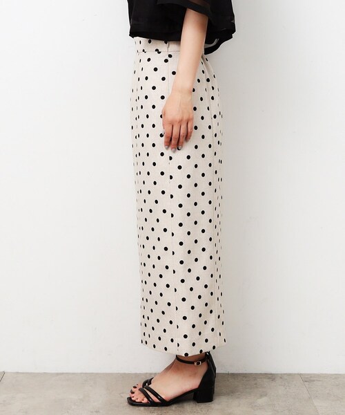OPAQUE.CLIP（オペークドットクリップ）の「◆ドットプリント 麻混ストレッチナロースカート【洗濯機洗い可】（スカート・レディース・ベージュ系その他3/ブラック系・40/38/36）」の4枚目の写真