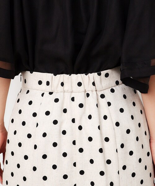 OPAQUE.CLIP（オペークドットクリップ）の「◆ドットプリント 麻混ストレッチナロースカート【洗濯機洗い可】（スカート・レディース・ベージュ系その他3/ブラック系・40/38/36）」の8枚目の写真
