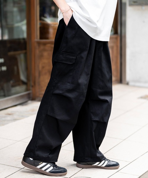 Ressaca(レサーカ)の「タックワイド2WAYミリタリーカーゴパンツ(カーゴパンツ・メンズ・ホワイト/ダークベージュ/カーキ/ブラック・XL/L/M)」の9枚目の写真