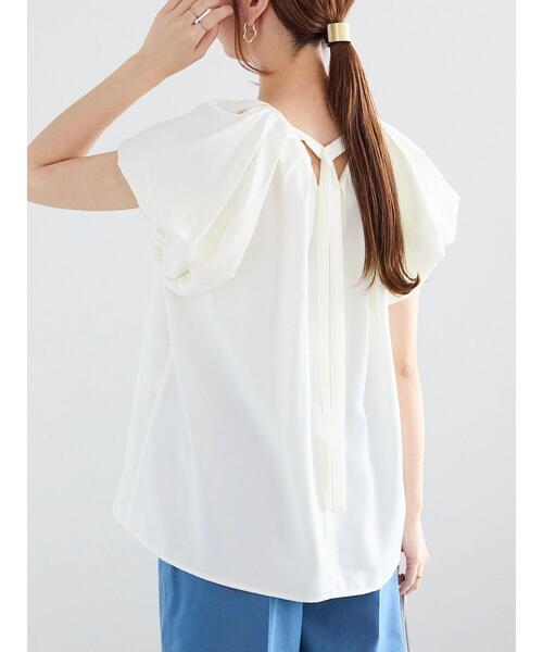 Te chichi(テチチ)の「バルーンフレンチスリーブブラウス(シャツ/ブラウス・レディース・オフホワイト/ブラック/ブルー・F)」の2枚目の写真