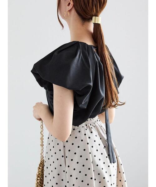 Te chichi(テチチ)の「バルーンフレンチスリーブブラウス(シャツ/ブラウス・レディース・オフホワイト/ブラック/ブルー・F)」の4枚目の写真