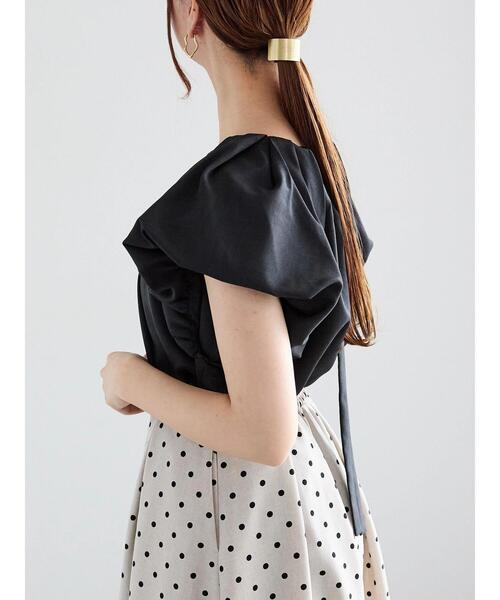 Te chichi(テチチ)の「バルーンフレンチスリーブブラウス(シャツ/ブラウス・レディース・オフホワイト/ブラック/ブルー・F)」の12枚目の写真