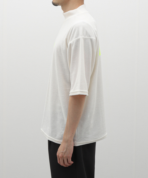 SALVAGE PUBLIC Kolepa(サルベージパブリックコレパ)の「SALVAGE PUBLIC KOLEPA Honu Tech Pile Mockneck S/S(Tシャツ/カットソー・メンズ・ホワイト・SMALL)」の4枚目の写真