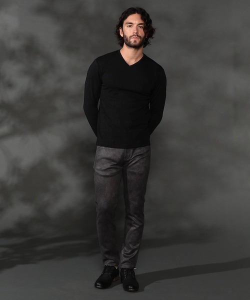 HIDEAWAYS NICOLE（ハイダウェイニコル）の「アイビーブリスタ-ジャカードＶネックプルオーバー（Tシャツ/カットソー・メンズ・オフホワイト/ブラック・X-LARGE/LARGE/MEDIUM）」の4枚目の写真