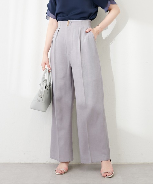 natural couture（ナチュラルクチュール）の「osonoゴールドバー付きタックパンツ（その他パンツ・レディース・ラベンダー/ライトベージュ/ブラック/グレー・MEDIUM/LARGE）」の2枚目の写真