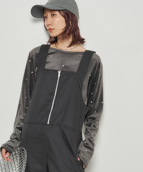 Auntie Rosa Holiday（アンティローザホリデー）の「ビジューベロアプルオーバー（Tシャツ/カットソー・レディース・チャコールグレー/アイボリー・FREE）」の2枚目の写真