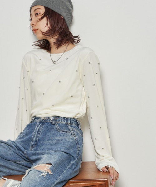 Auntie Rosa Holiday（アンティローザホリデー）の「ビジューベロアプルオーバー（Tシャツ/カットソー・レディース・チャコールグレー/アイボリー・FREE）」の3枚目の写真