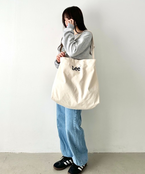 Lee（リー）の「Lee/リー ロゴ刺繍 ザックリ ビッグショルダー/MEGAショルダー/ニュースペーパーバッグ（ショルダーバッグ・レディース・シルバー/ホワイト/ブラック・FREE）」の20枚目の写真