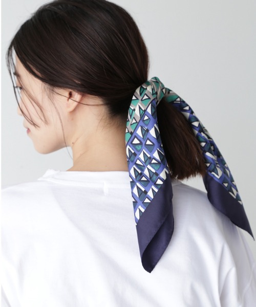【セール】◆幾何プリントシルクスカーフ（バンダナ/スカーフ）｜human woman（ヒューマンウーマン）